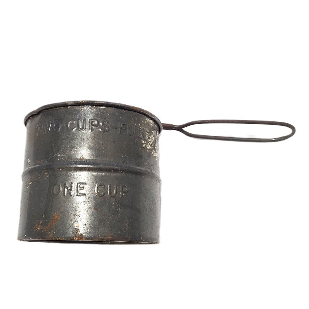 Vintage Metal Tin Measuring Kitchen 1 Cup 2 Cup Flour Sifter Shaker Hand Held